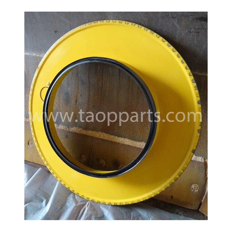 Capac uzata Komatsu...