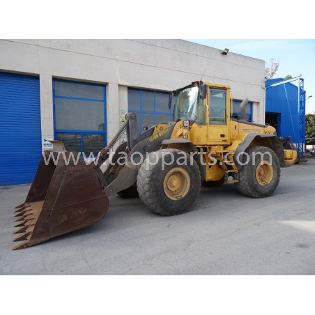 Pale gommate Volvo L120E...