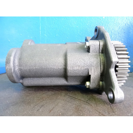 Komatsu Oil pump... Komatsu Oil pump...