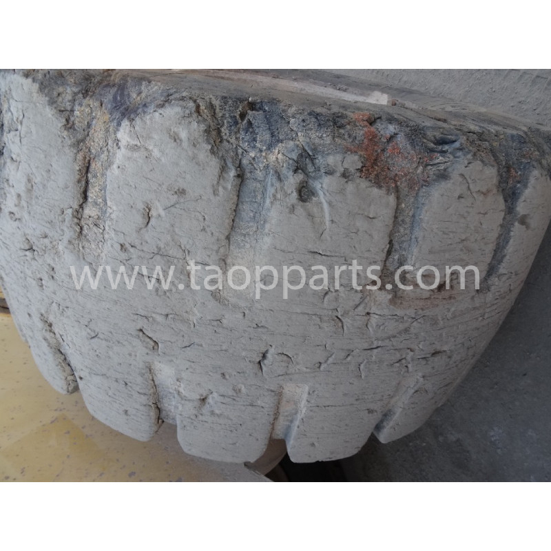 Pneu Radial BKT 35/65R33 ·...