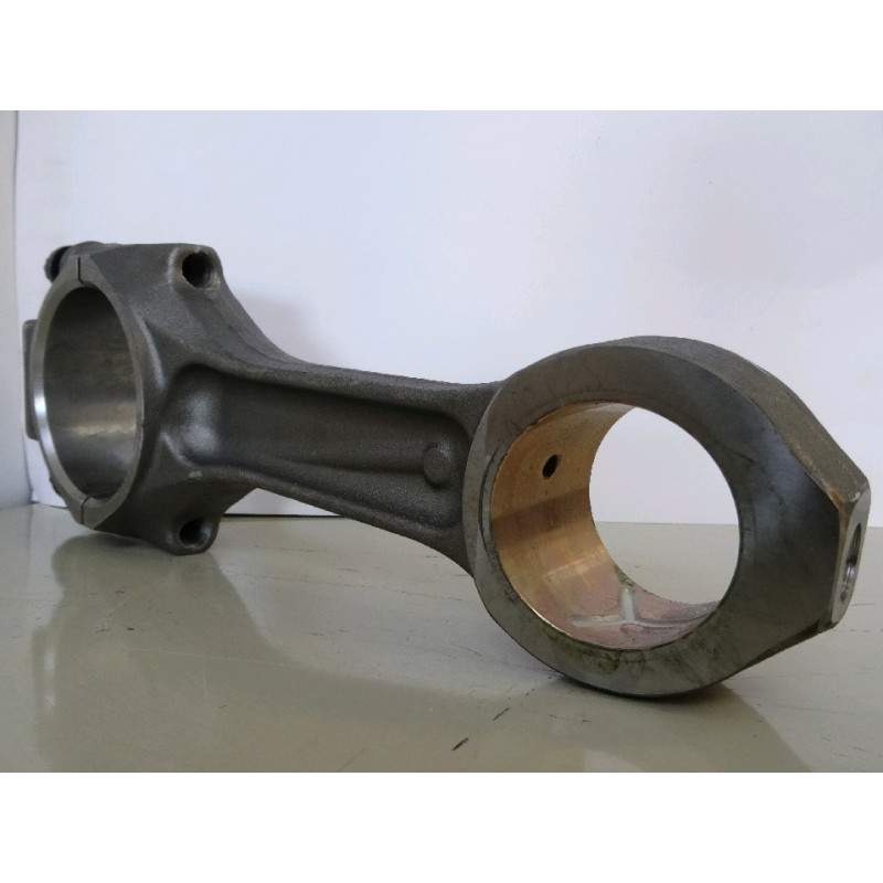 Komatsu Connecting rod... Komatsu Connecting rod...
