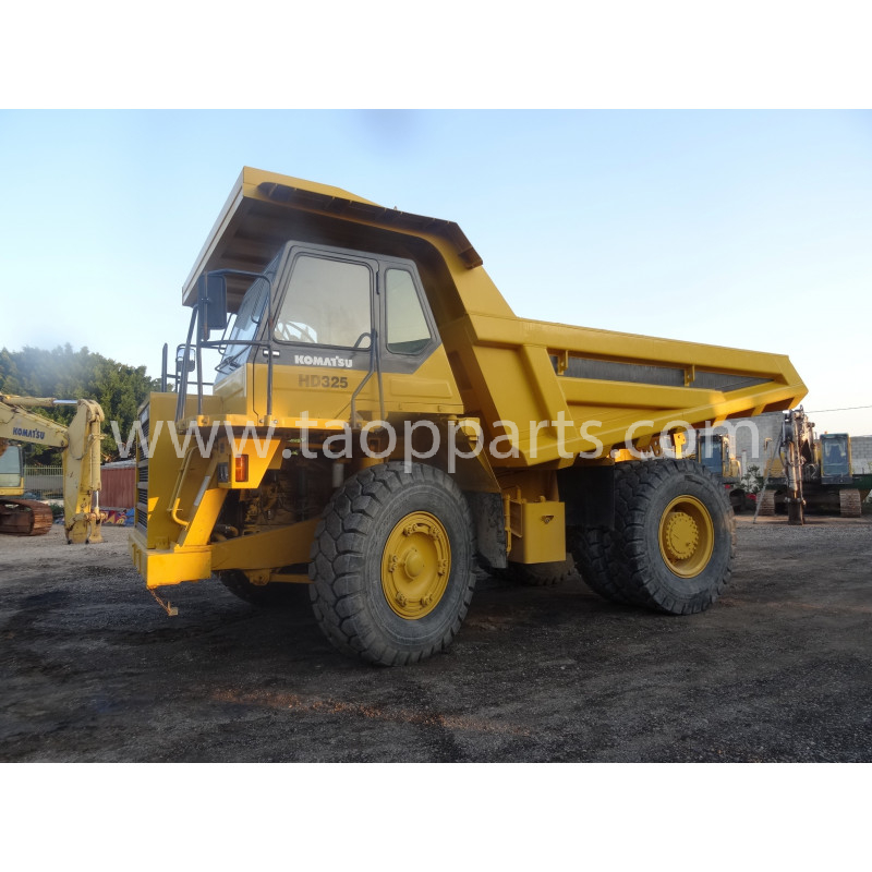 Komatsu HD325-6 Rigid... Komatsu HD325-6 Rigid...
