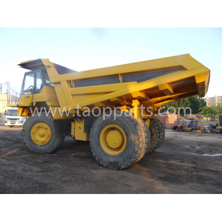 Dumper Komatsu HD325-6 (2005)