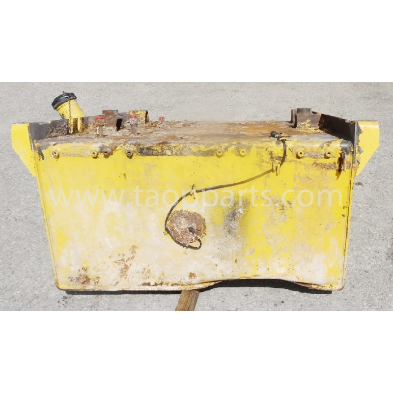 Komatsu Fuel Tank... Komatsu Fuel Tank...