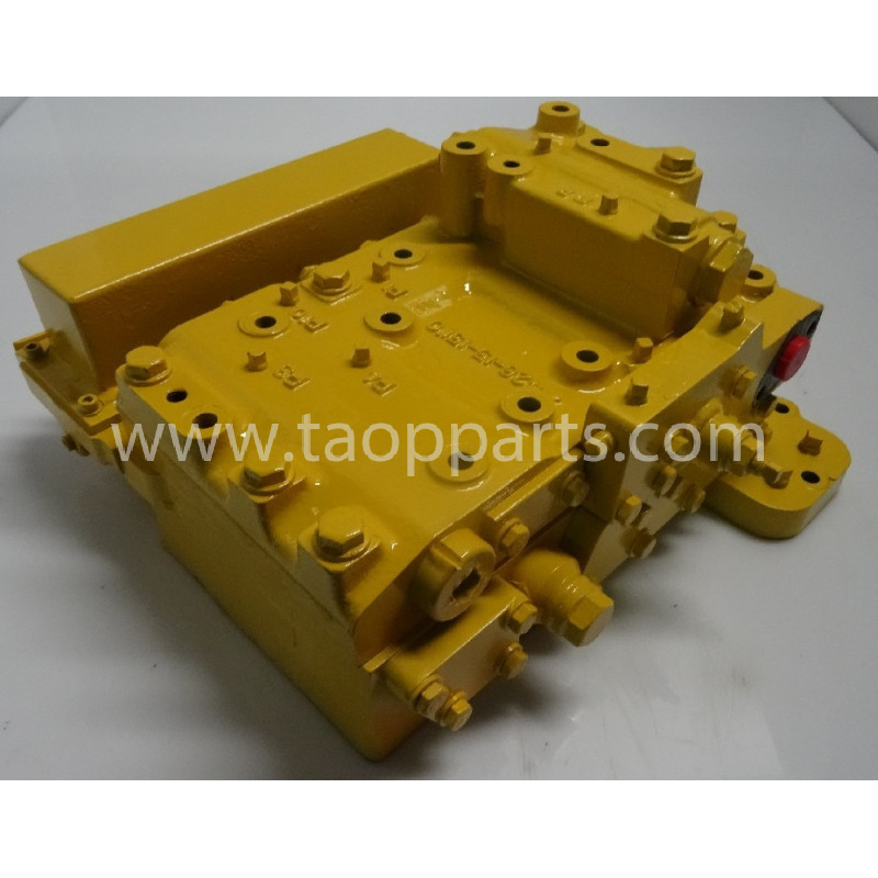 Komatsu Control valve... Komatsu Control valve...