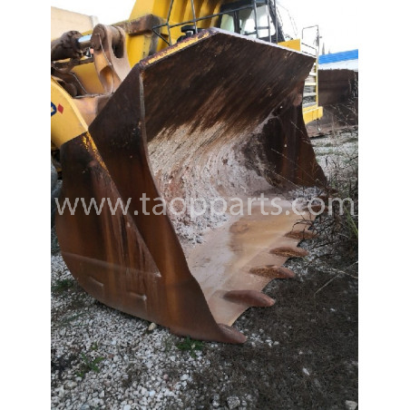 Caçamba Komatsu... Caçamba Komatsu...