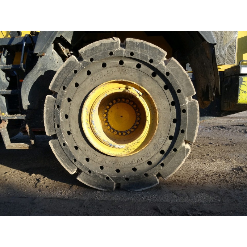 SG REVOLUTION Solid Tyre...