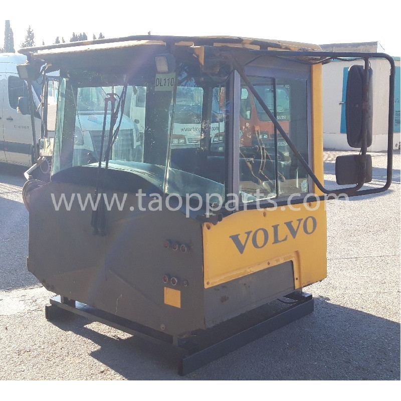 used Cab 37129 for Volvo... used Cab 37129 for Volvo...