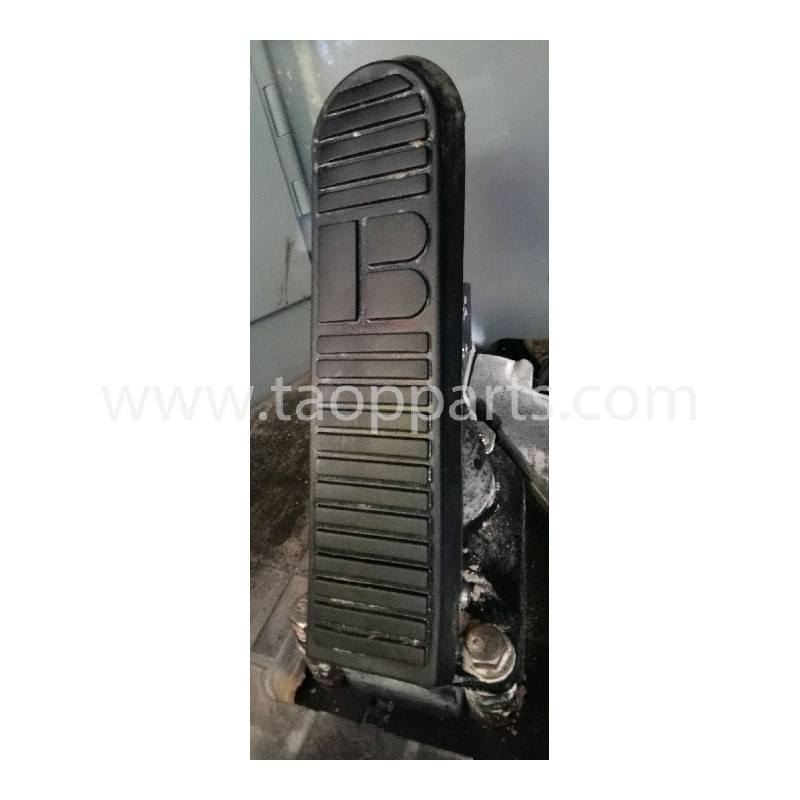 used Valve 425-43-37151 for...