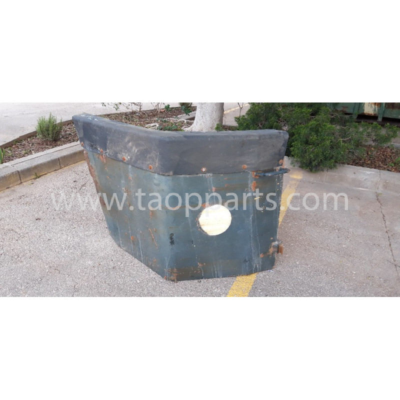 Komatsu Fender 421-54-H4C80... Komatsu Fender 421-54-H4C80...