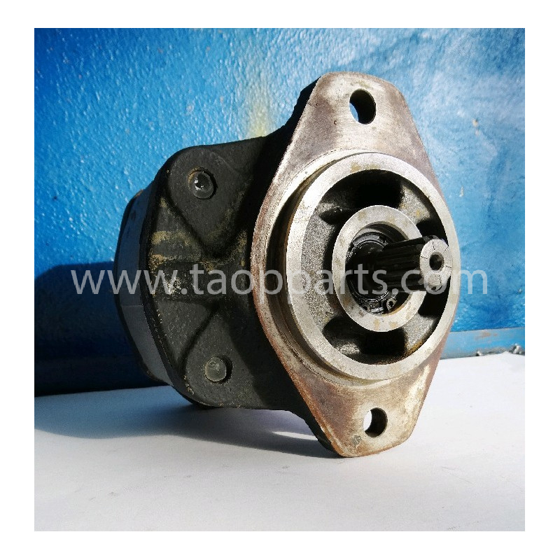 Pompe Komatsu 704-30-34120... Pompe Komatsu 704-30-34120...