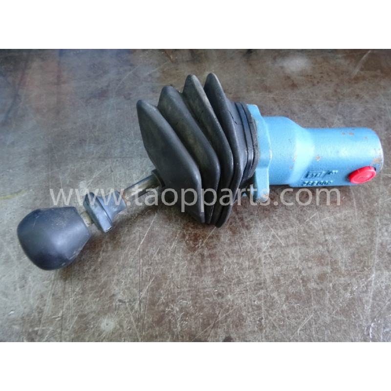 Valva uzata Komatsu...