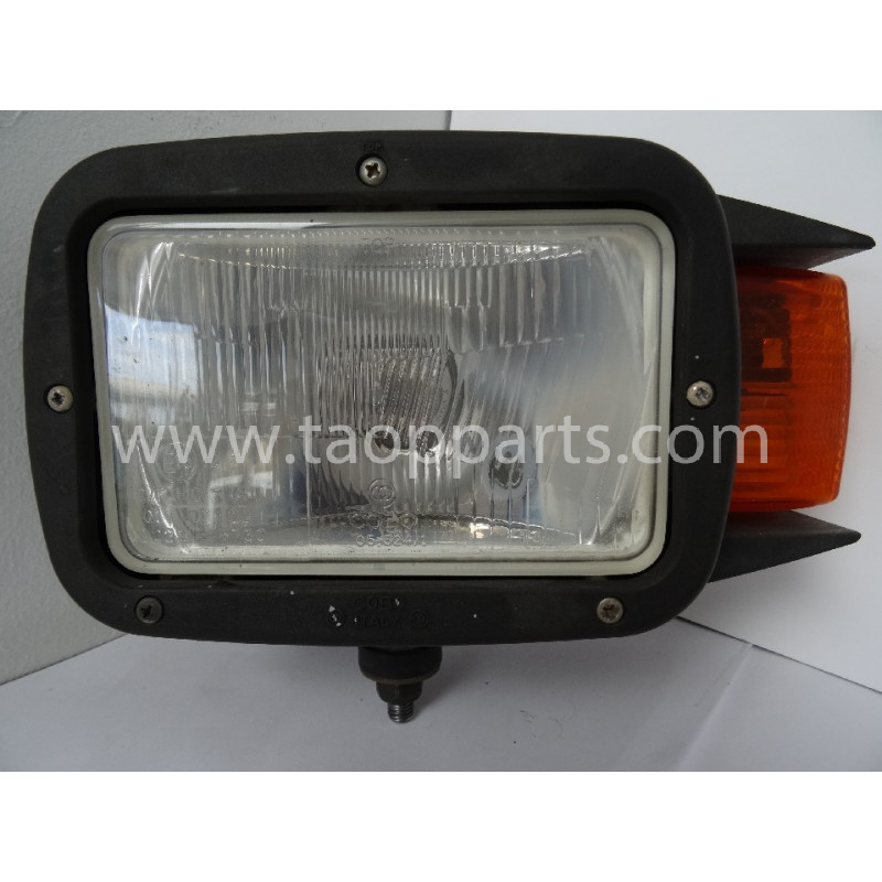 Faro Komatsu 42Y-06-H3330... Faro Komatsu 42Y-06-H3330...