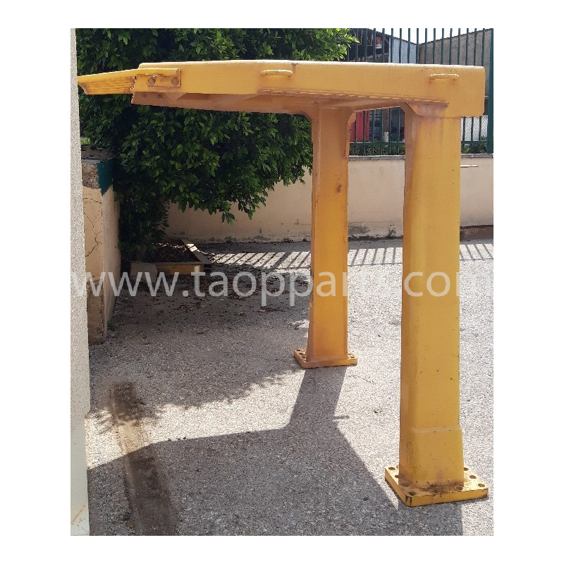 Komatsu Rops canopy...