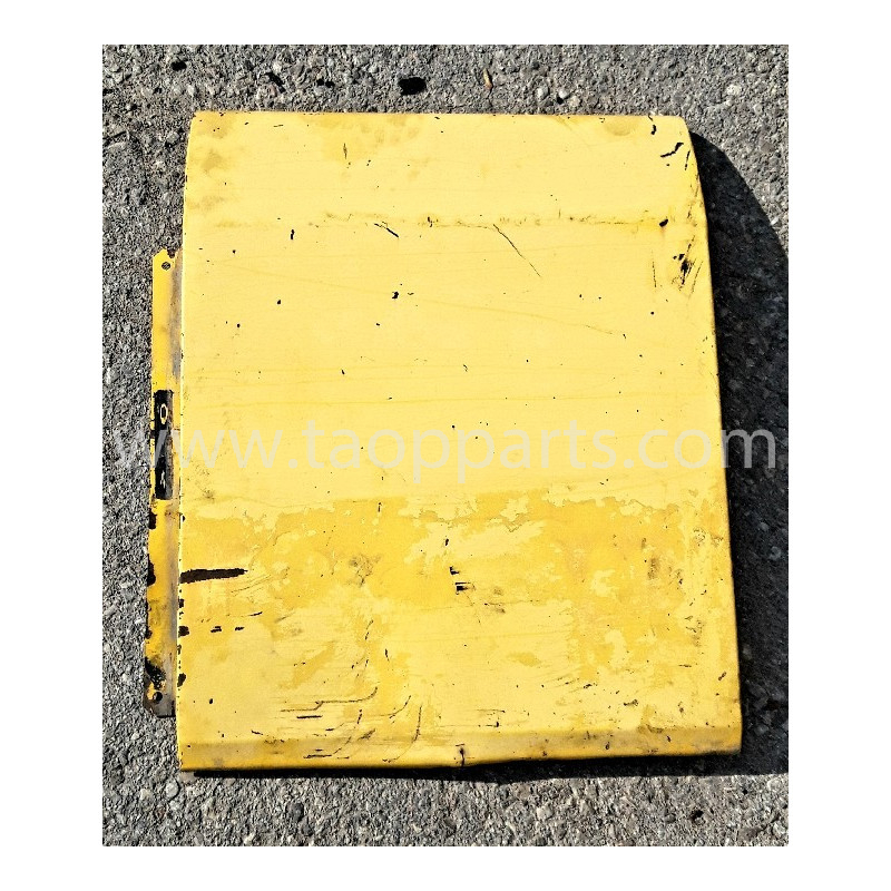 Komatsu Door 207-54-71331...