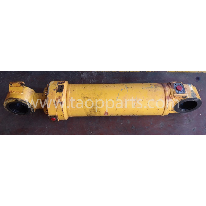 Komatsu BUCKET CYLINDER...