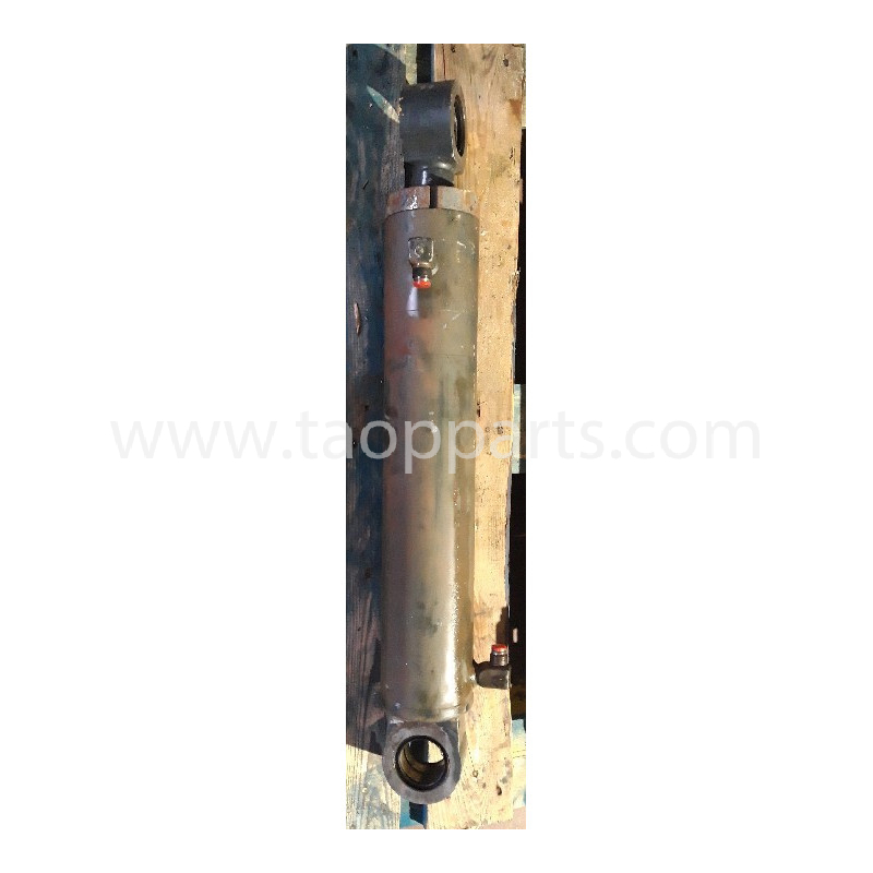 Komatsu Steering cylinder... Komatsu Steering cylinder...