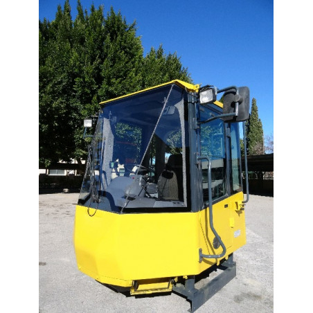 Cabina Komatsu 423-56-H3608...