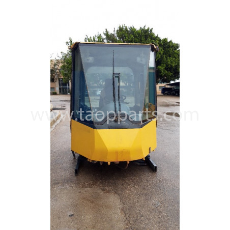 Cabina Komatsu 425-926-3415...