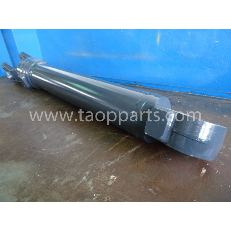 used Lift cylinder...