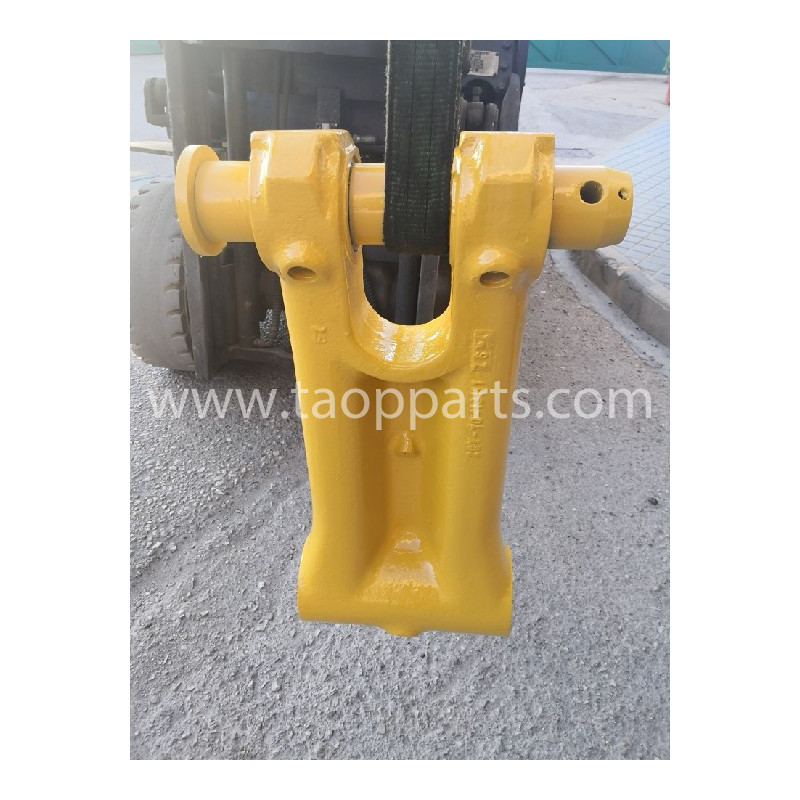 Komatsu Bucket link...