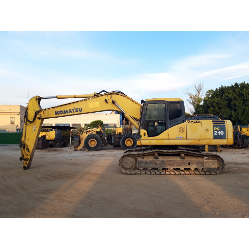 Pelle sur chenille Komatsu... Pelle sur chenille Komatsu...