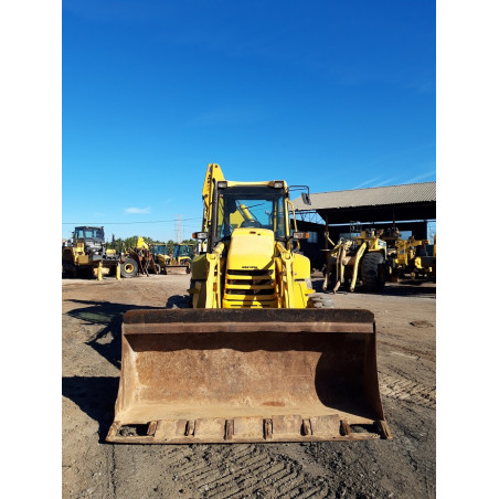 Komatsu WB93R-2 Backhoe...