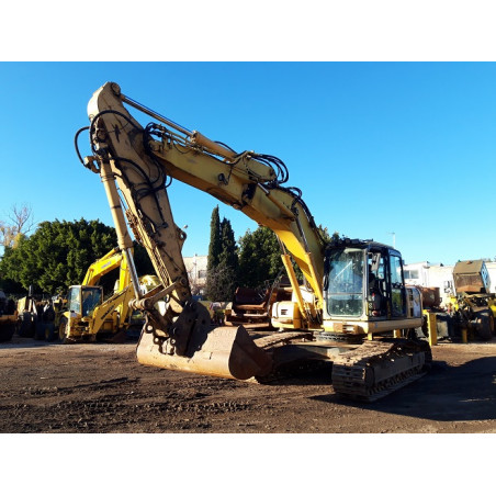 Pelle sur chenille Komatsu...