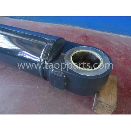 used Lift cylinder... used Lift cylinder...
