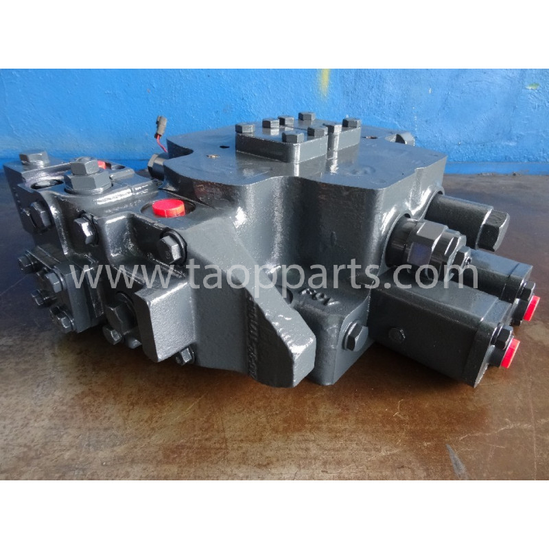 Distribuitor Komatsu... Distribuitor Komatsu...