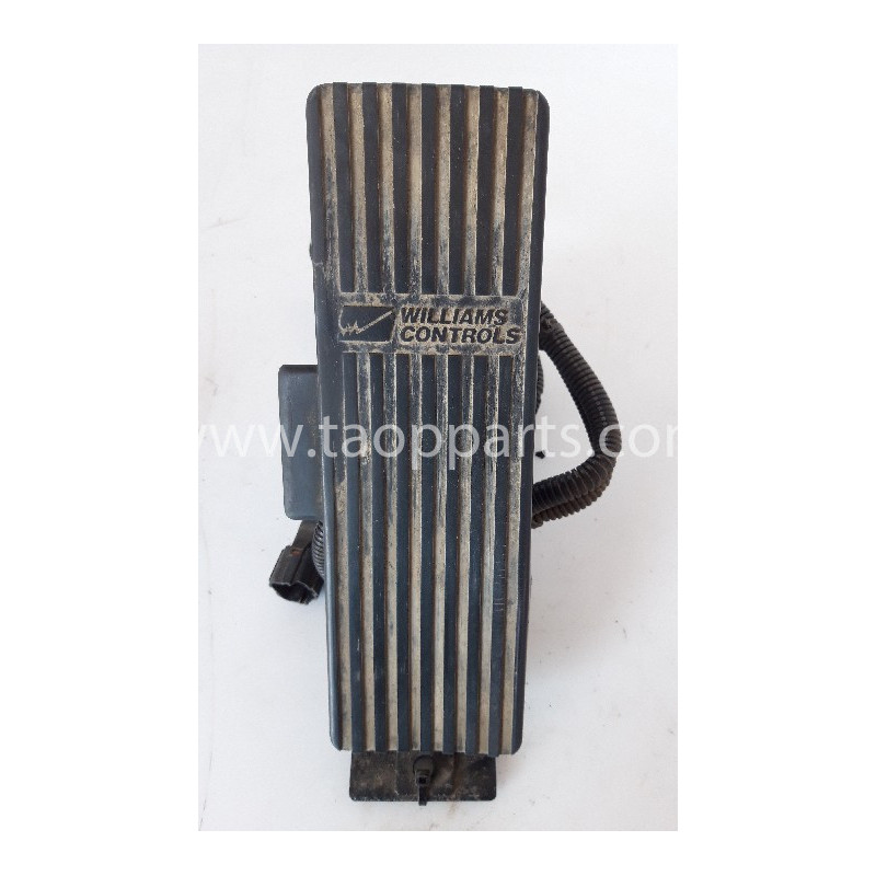 Accelerateur Komatsu... Accelerateur Komatsu...