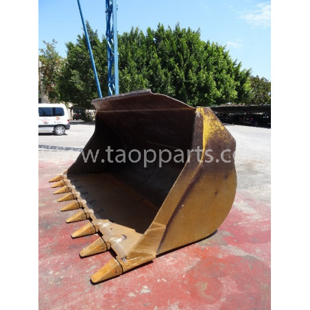 Komatsu Bucket 421-70-H2K83...