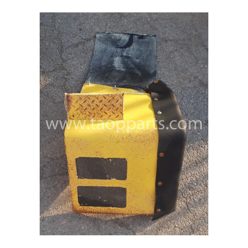 Komatsu Fender 421-54-H4D90... Komatsu Fender 421-54-H4D90...