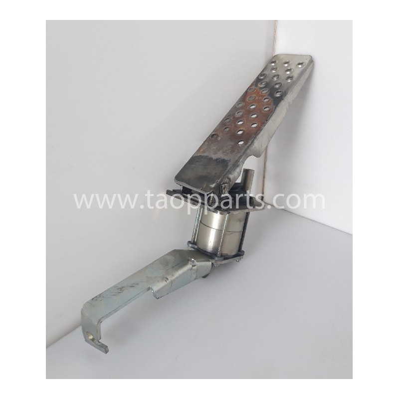 Accelerateur Komatsu... Accelerateur Komatsu...