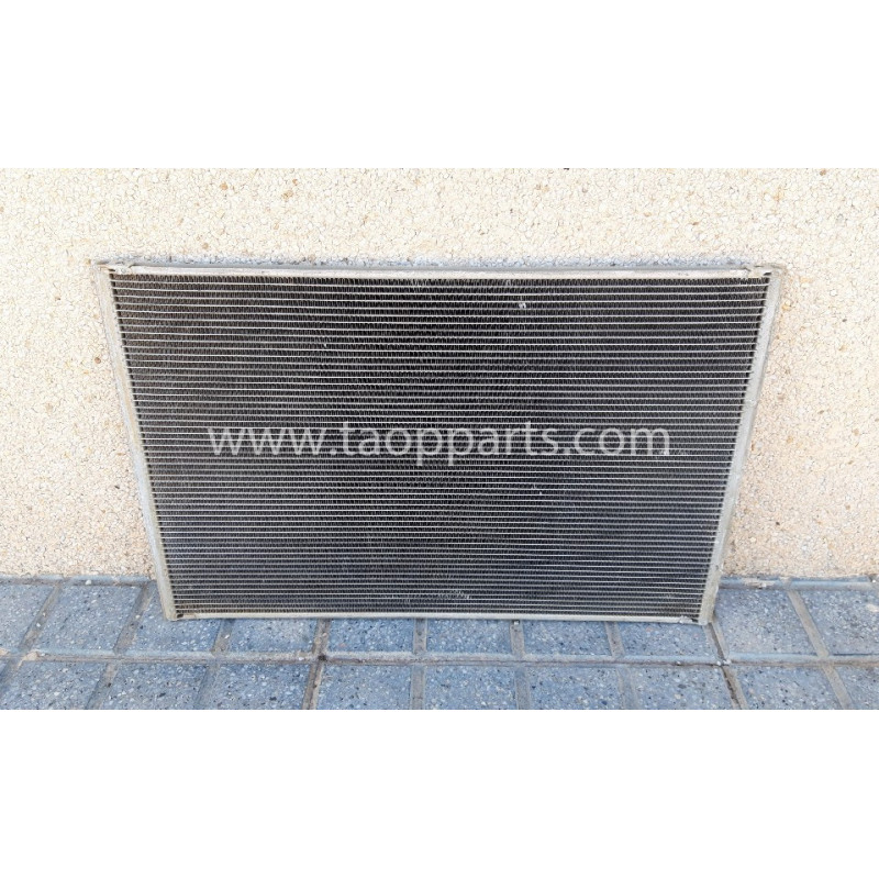 Condensador Komatsu... Condensador Komatsu...