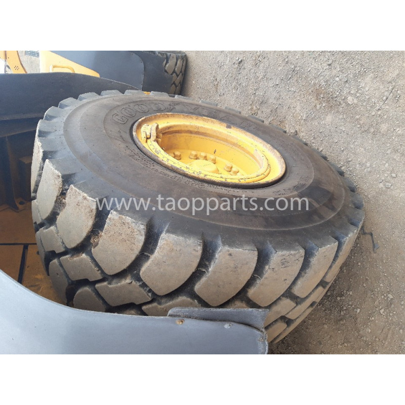 Pneu radial GOODYEAR... Pneu radial GOODYEAR...