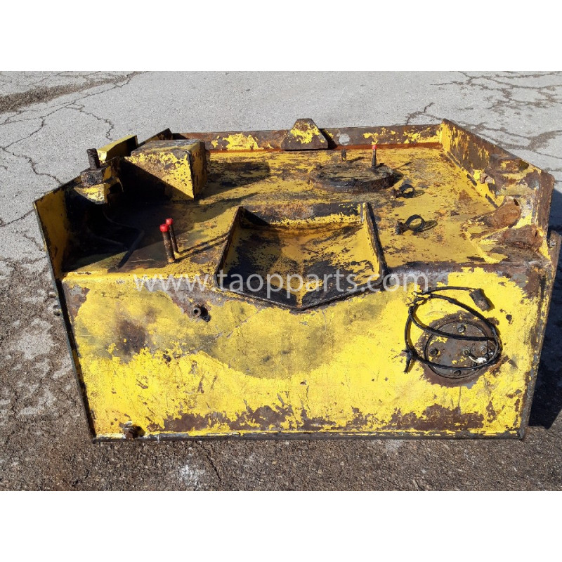 Reservoir carburant Komatsu... Reservoir carburant Komatsu...