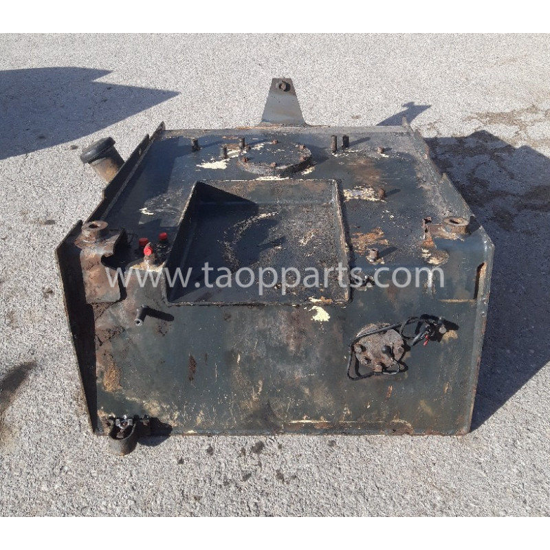 Komatsu Fuel Tank... Komatsu Fuel Tank...