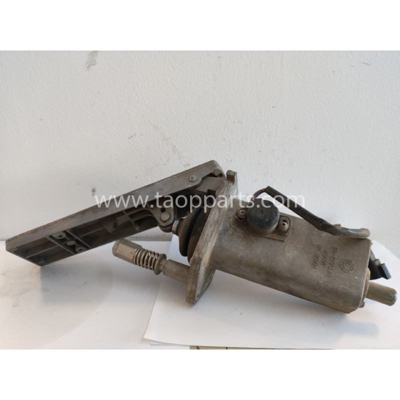 Pedala acceleratie Komatsu...