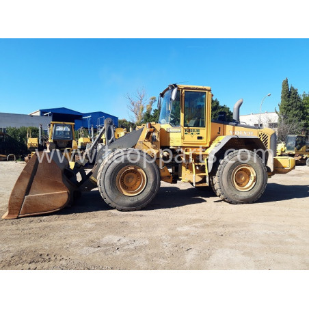 Pale gommate Volvo L110E...