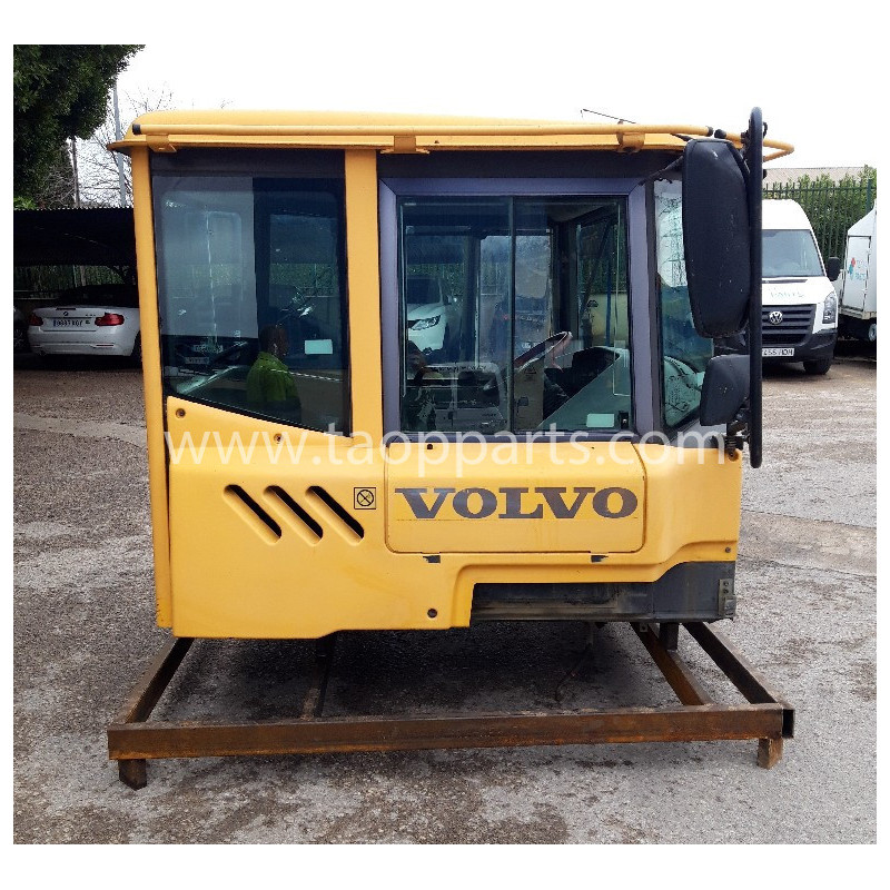 Cabina Volvo 37129 de... Cabina Volvo 37129 de...