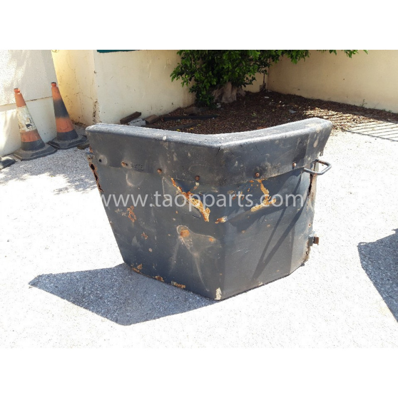 Komatsu Fender 421-54-H4C80... Komatsu Fender 421-54-H4C80...