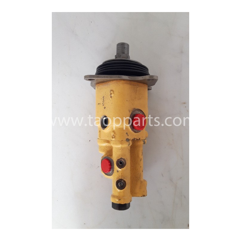 Komatsu Valve 702-16-01131...