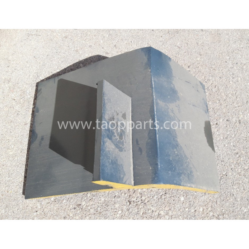Komatsu Fender 419-U77-4215... Komatsu Fender 419-U77-4215...