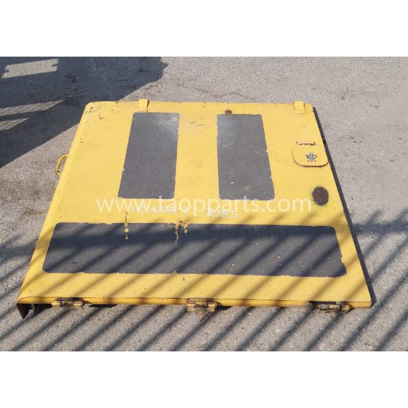 used Komatsu Bonnet...