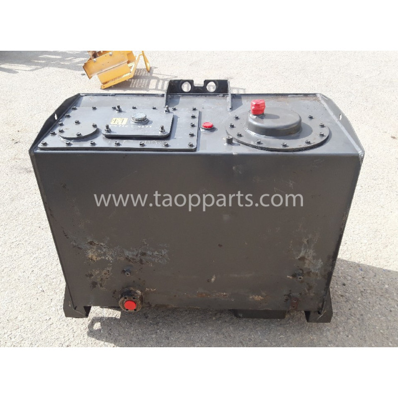 Reservoir hydraulique Volvo... Reservoir hydraulique Volvo...