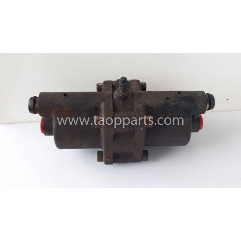 Komatsu Valve 426-43-27201... Komatsu Valve 426-43-27201...