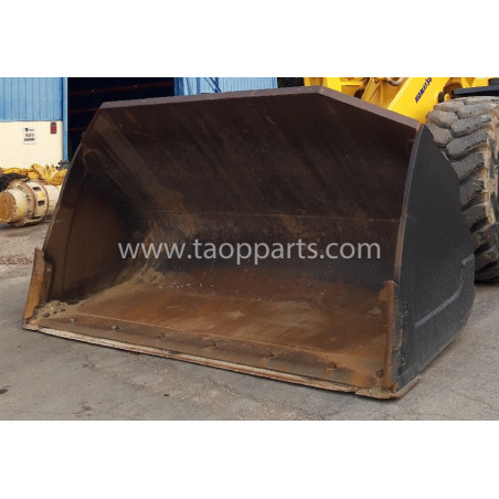Komatsu Bucket 425-70-H2600... Komatsu Bucket 425-70-H2600...