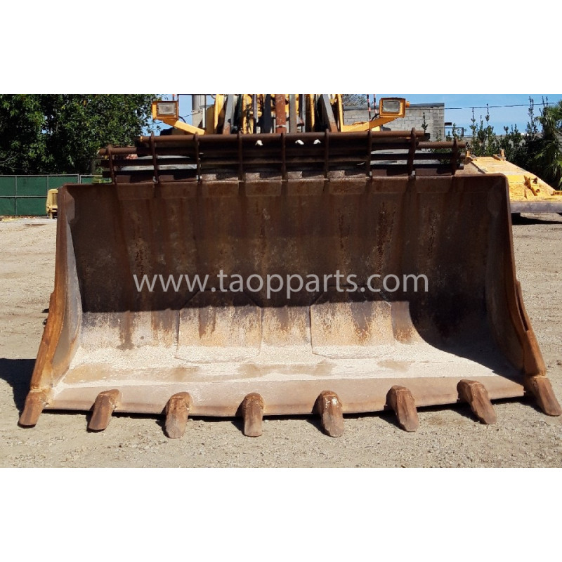 used Volvo Bucket...