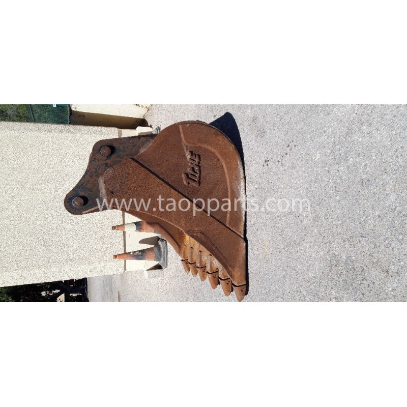 Komatsu Bucket 55555-00131... Komatsu Bucket 55555-00131...